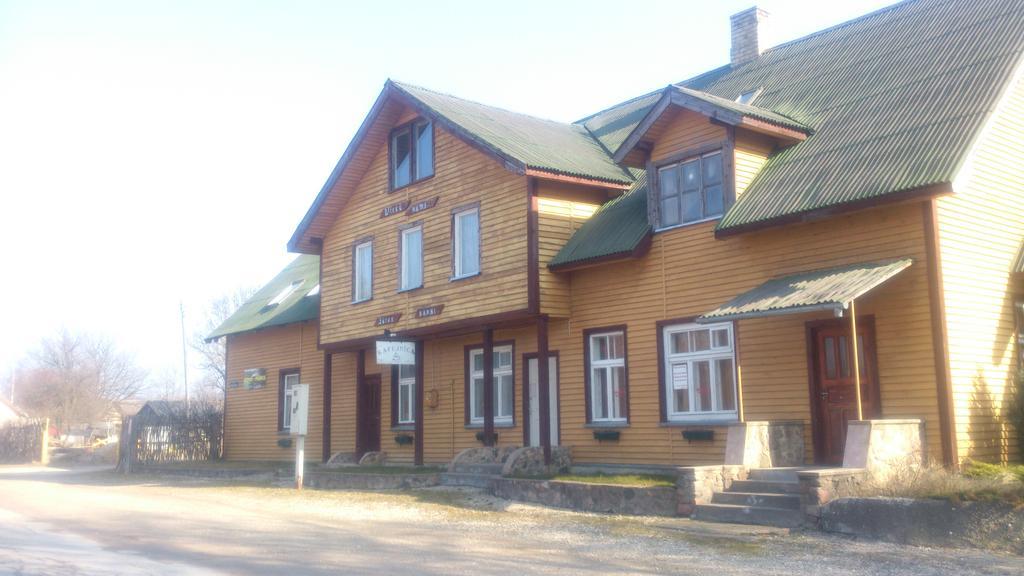 ホテル Viesu Nams Juras Sapni Dundaga エクステリア 写真